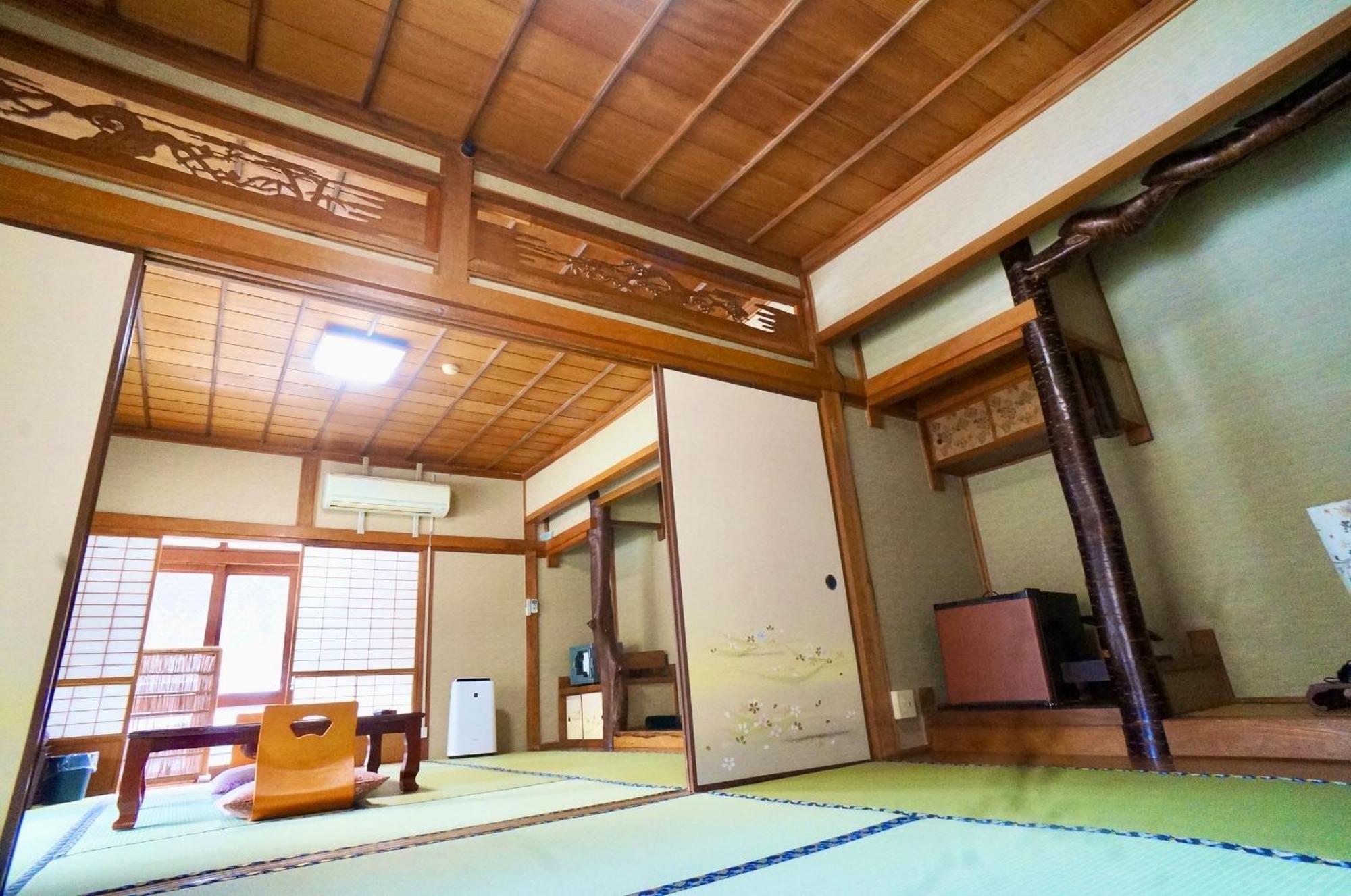 Отель Takaosou Юфу Экстерьер фото